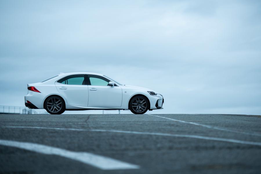  Lexus IS350 F-Sport (XE30) 2016 года  (JP) (фото 16 из 17)